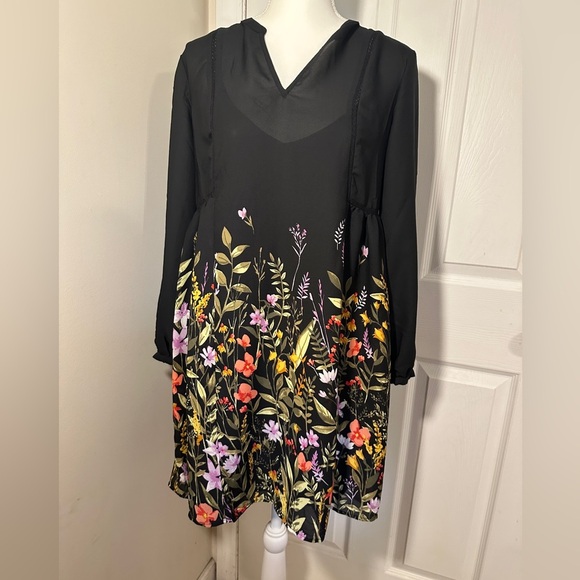 NWT Old Navy black floral bottom dress. - Picture 1 of 11